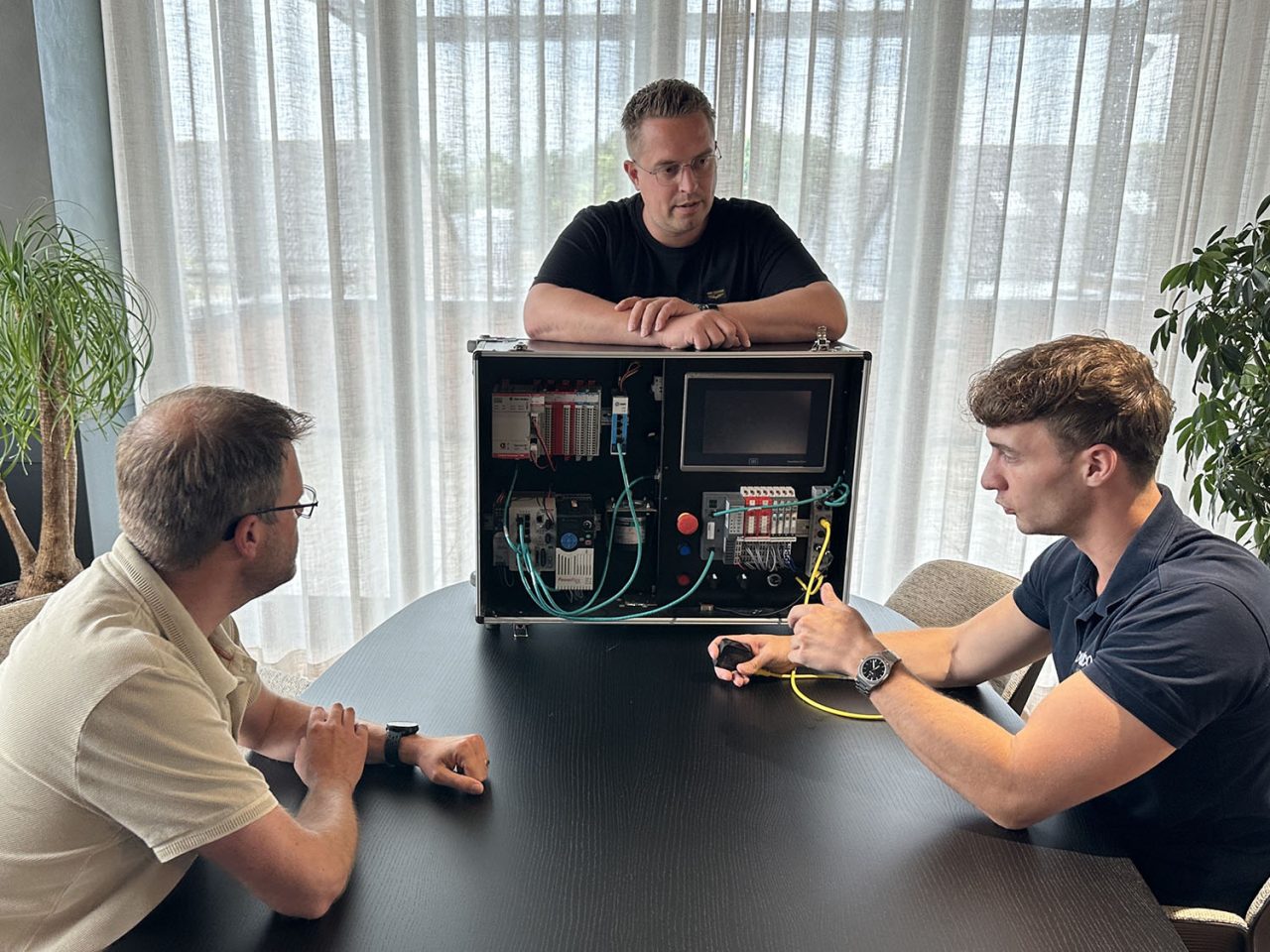 Modderkolk - Modderkolk-en-Routeco-bundelen-krachten-1-1280x960